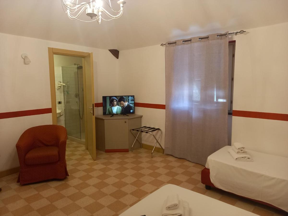 Residenza D'Epoca Locanda Del Cigno Nero Sant'Olcese Buitenkant foto