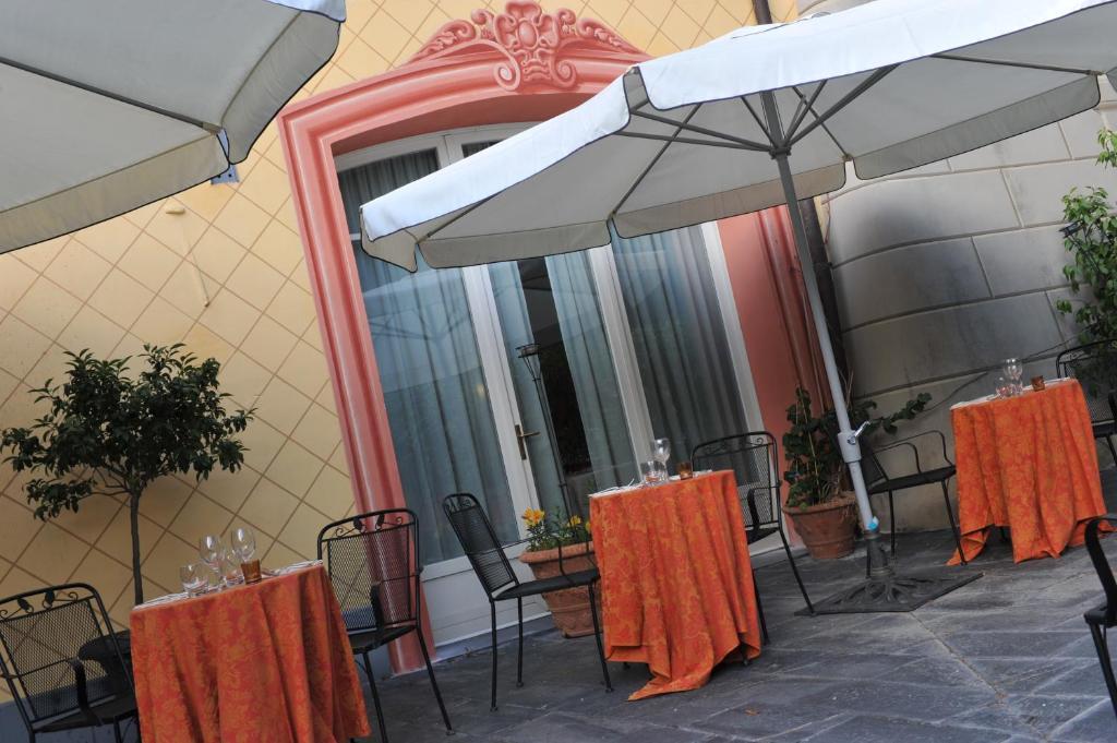 Residenza D'Epoca Locanda Del Cigno Nero Sant'Olcese Buitenkant foto