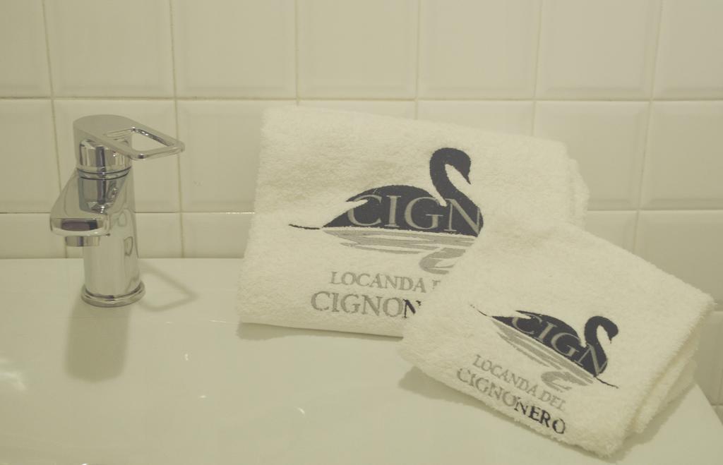 Residenza D'Epoca Locanda Del Cigno Nero Sant'Olcese Buitenkant foto
